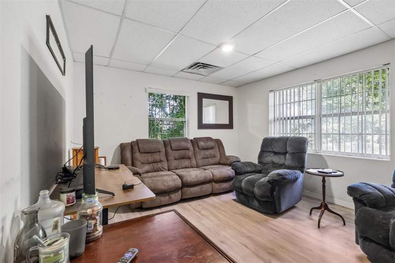 4 bedroom Single Family Residence at 2315 Edgewater Avenue, Leesburg Edgewater Heights, Leesburg — photo 4