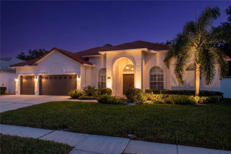 4 bedroom Single Family Residence at 2801 Shore Breeze Drive, The Estates At Bayshore Pointe, Tampa — photo 2