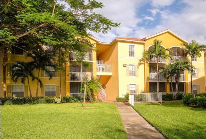 2 bedroom Condo - Hotel at 4149 Residence Drive #801, The Residence, Fort Myers — photo 4