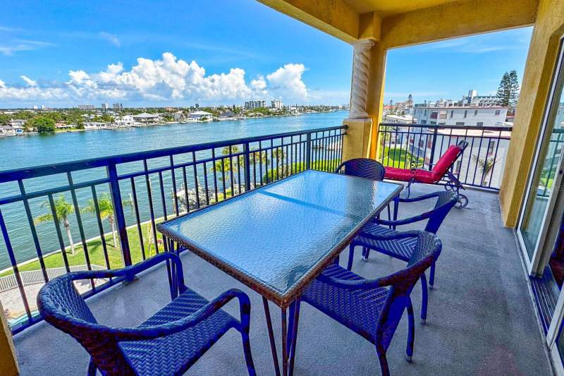 2 bedroom Condo - Hotel at 10315 Gulf Boulevard #409, Palms Of Treasure Island Condo, Treasure Island — photo 5