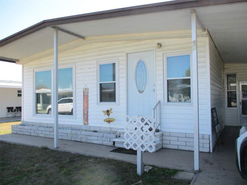 2 bedroom Manufactured Home at 34542 Sweetpea Lane, Tippecanoe Village, Zephyrhills — photo 2