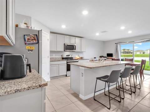 16636 Windmill Forge Pass, Wimauma FL - photo 11 of 40