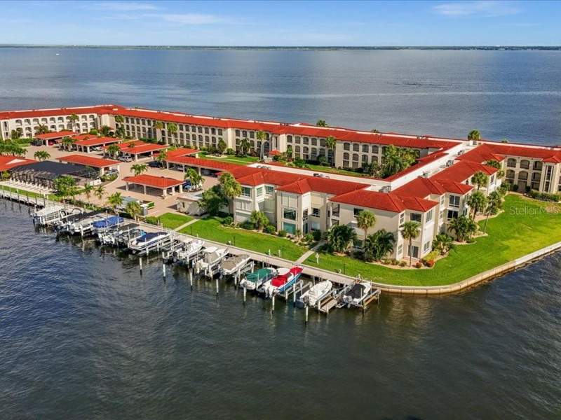 2 bedroom Condominium at 1 Colony Point Drive #1C, Colony Point, Punta Gorda — photo 3