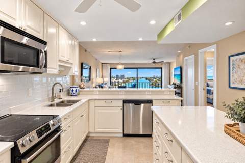 7150 Sunset Way #705, St Pete Beach FL - photo 6 of 25