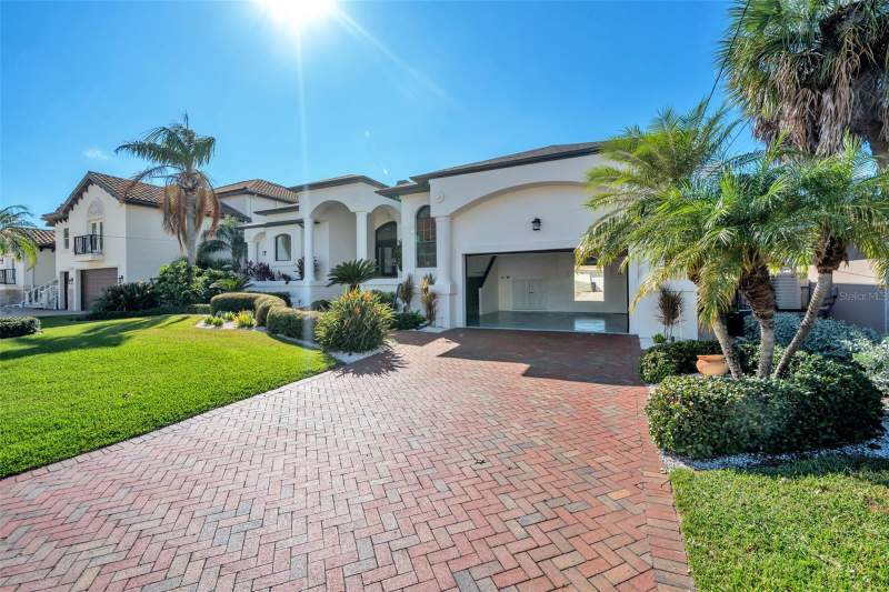 4 bedroom Single Family Residence at 112 Leeward Island, Island Estates Of Clearwater, Clearwater — photo 3