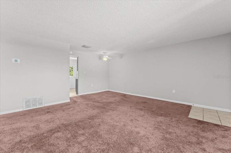 2 bedroom Condominium at 12407 Oak Cedar Place #202, Renaissance Villas Condo, Tampa — photo 5