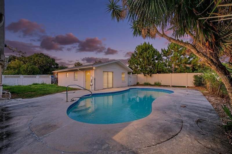 4 bedroom Single Family Residence at 1647 Summerdale Drive, Summerdale Sub, Clearwater — photo 3