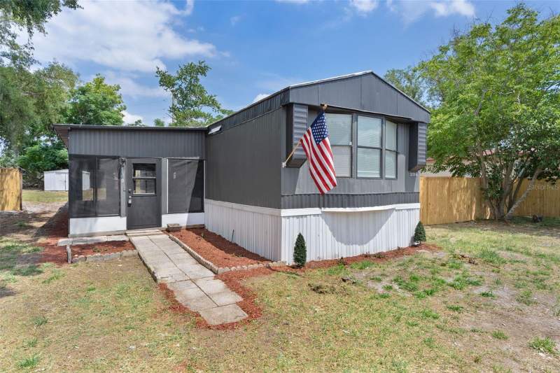 3 bedroom Manufactured Home at 33514 Luana Court, Hilltop Sub 3, Leesburg — photo 5