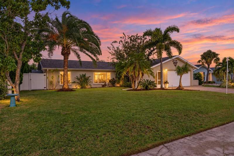 3 bedroom Single Family Residence at 6510 Solitaire Palm Way, Sabal Key Unit 2, Apollo Beach — photo 3