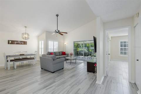 4242 Northampton Drive, New Port Richey FL - photo 7 of 43