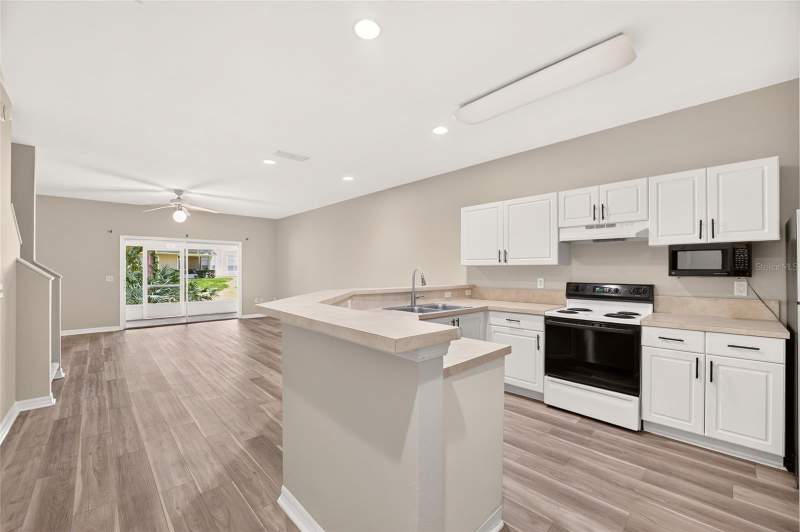 2 bedroom Condominium at 13200 W Newberry Road #Hh199, Greens Condos At West End, Newberry — photo 5
