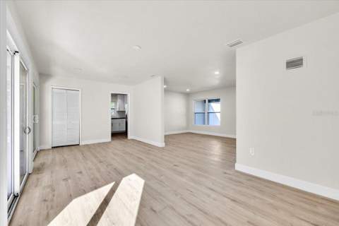 400 Dalton Boulevard, Port Charlotte FL - photo 6 of 30