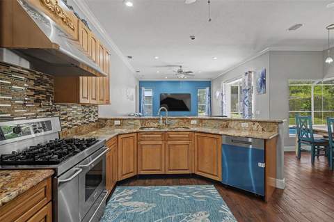 10933 Pinto Drive, Hudson FL - photo 22 of 66