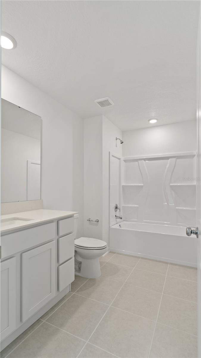5 bedroom Single Family Residence at 1600 Willow Garden Loop, Pine Meadows 40'S, Eustis — photo 5