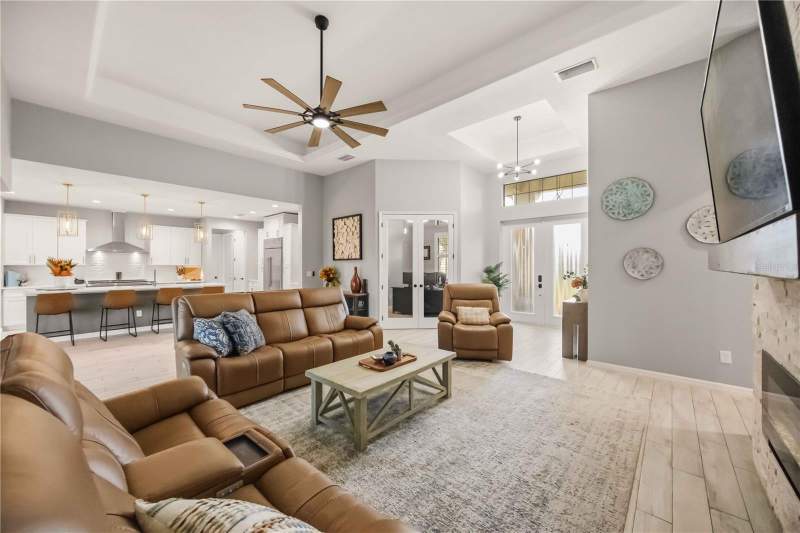 4 bedroom Single Family Residence at 9356 Miami Circle, Port Charlotte Sec 071, Port Charlotte — photo 5