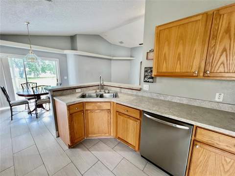 218 Royal Ridge Drive, Davenport FL - photo 11 of 31