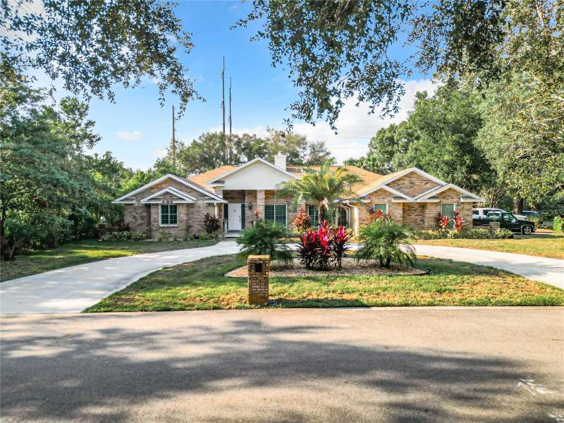 8707 FERNWICKE COURT home for sale in Turnbury Woods