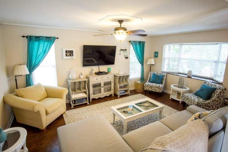 3 bedroom Single Family Residence at 12925 129th Avenue, Mill Pond, Largo — photo 3