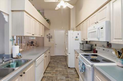 8012 Willow Brook Drive, Spring Hill FL - photo 9 of 43
