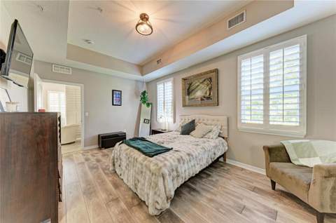 3129 Oriole Drive #102, Sarasota FL - photo 21 of 60