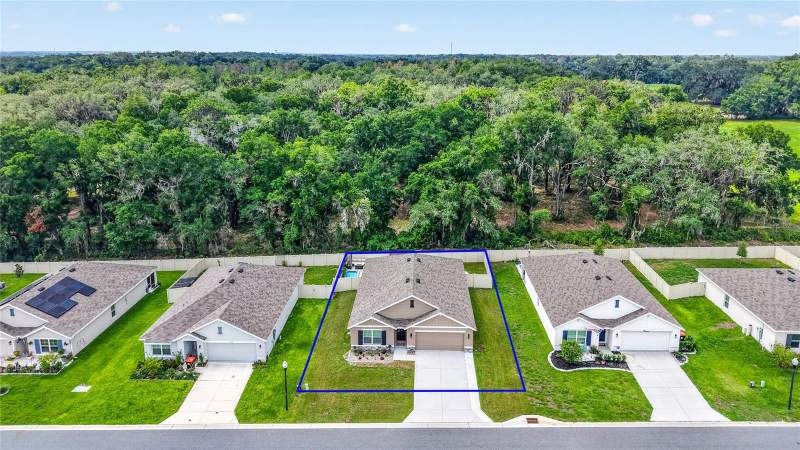 4 bedroom Single Family Residence at 10342 SE 162nd Place Road, Sunset Hills Ph I Re, Summerfield — photo 2