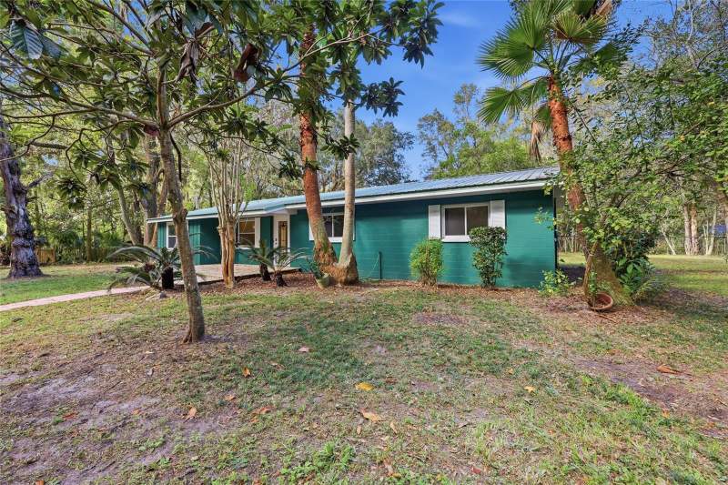 4 bedroom Single Family Residence at 4804 SW 45th Street, Lyons Replat Of Lot 17 Riceland, Gainesville — photo 3