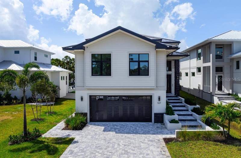 4 bedroom Single Family Residence at 527 Venice Lane, Siesta Beach, Sarasota — photo 5
