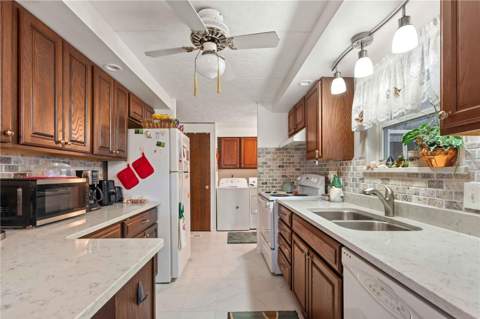 5132 Botany Drive, Holiday FL - photo 10 of 25
