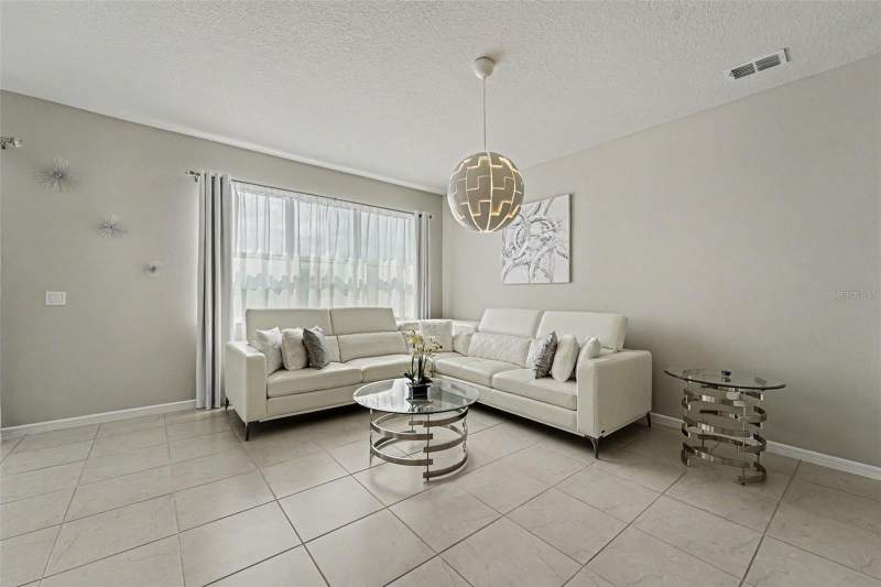 3 bedroom Single Family Residence at 1973 Spring Shower Circle, Tohoqua Ph 5A, Kissimmee — photo 5