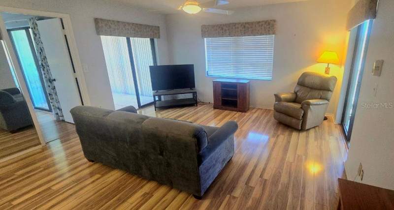 2 bedroom Condominium at 1001 Tartan Drive #302, Highland Lakes Green View Condo, Palm Harbor — photo 4
