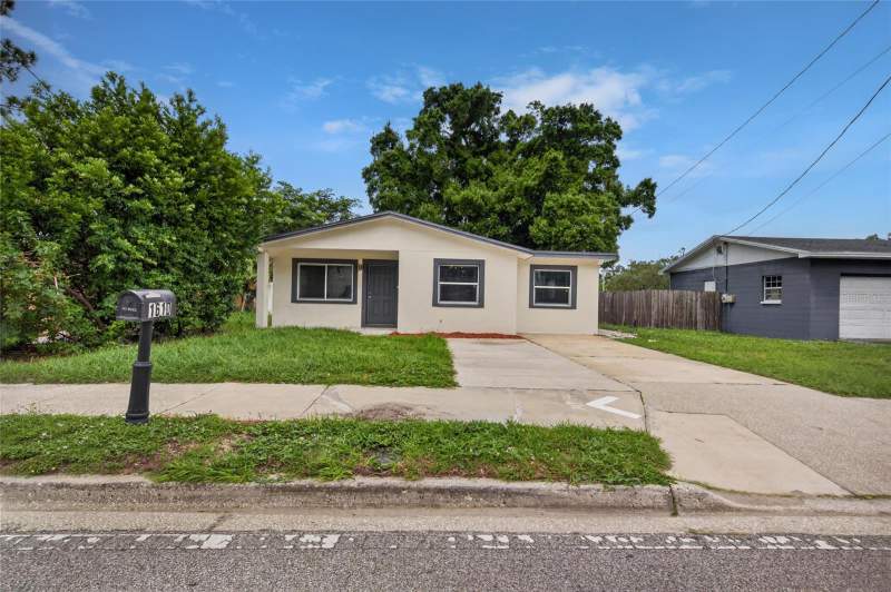 3 bedroom Single Family Residence at 1610 N Lois Avenue, Forest Heights, Tampa — photo 2