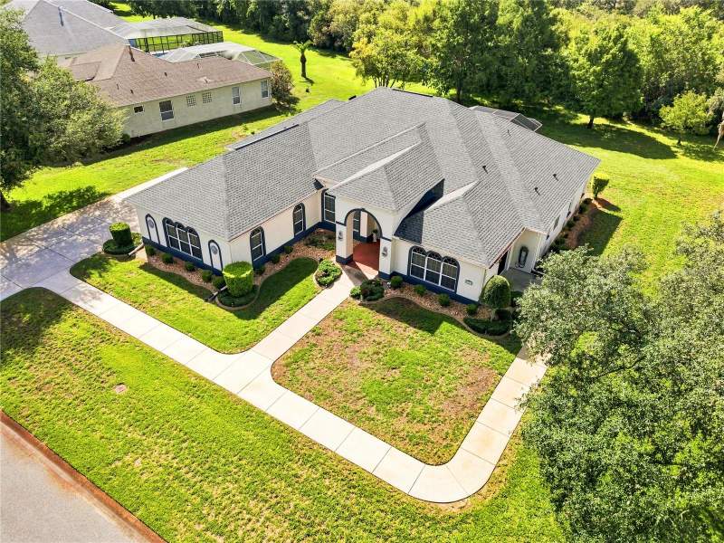 3 bedroom Single Family Residence at 8698 Mississippi Run, Glen Lakes Ph 1, Weeki Wachee — photo 2