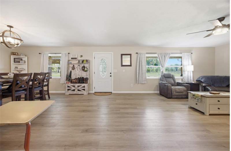 5 bedroom Farm at 13551 NE 14th Avenue, Citra, Citra — photo 5