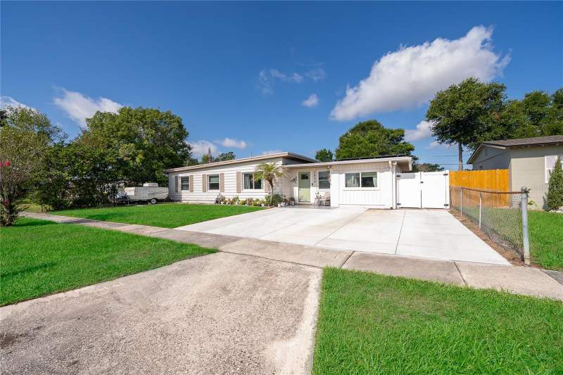 4 bedroom Single Family Residence at 1624 Hollis Drive, Azalea Park Sec 27, Orlando — photo 2