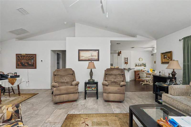 3 bedroom Single Family Residence at 10908 SW 53rd Circle, Marco Polo Village, Ocala — photo 3