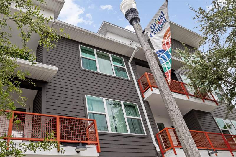 2 bedroom Townhouse at 17 29th Street #Lot 8, Driftwood On Central, St Petersburg — photo 4