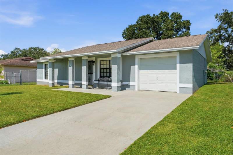 3 bedroom Single Family Residence at 1069 Mildred Dixon Way, Horizon Oaks, Winter Garden — photo 3