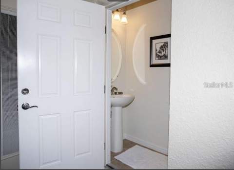 8875 Geneve Ct, Kissimmee FL - photo 9 of 38