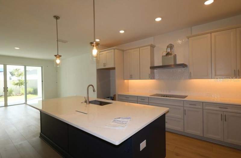 3 bedroom Single Family Residence at 5813 Native Oak Street, Oakfield At Mount Dora, Mount Dora — photo 4