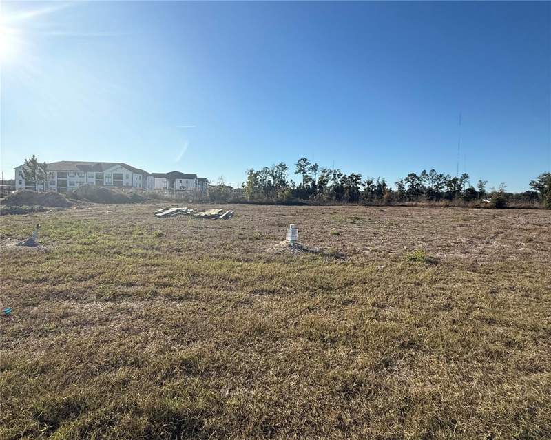 3 bedroom Single Family Residence at 1100 SW 67th Way, Grand Oaks At Tower, Gainesville — photo 2