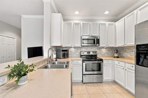 9420 Georgian Park Lane #108, Tampa FL - photo 20 of 76