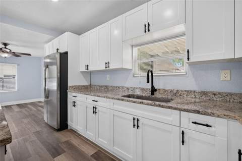 6462 Sealawn Drive, Spring Hill FL - photo 7 of 30