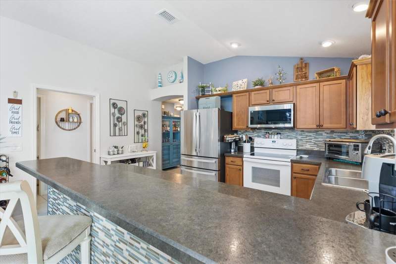 3 bedroom Single Family Residence at 780 Adrienne Way, Villages Of Sumter Megan Villas, The Villages — photo 5