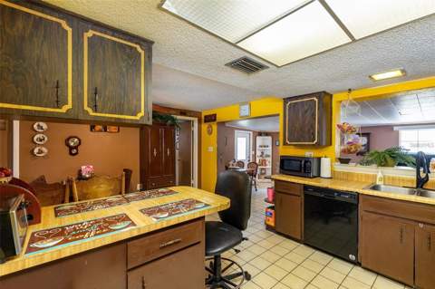12095 102nd Avenue, Seminole FL - photo 7 of 26