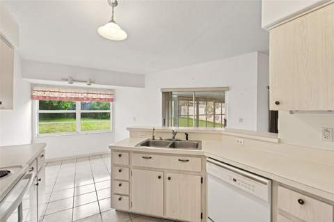 4342 Hedgewood Avenue, Spring Hill FL - photo 18 of 74