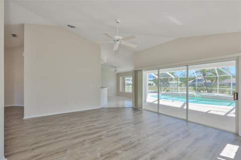 323 Caloosa Palms Court, Sun City Center FL - photo 11 of 45