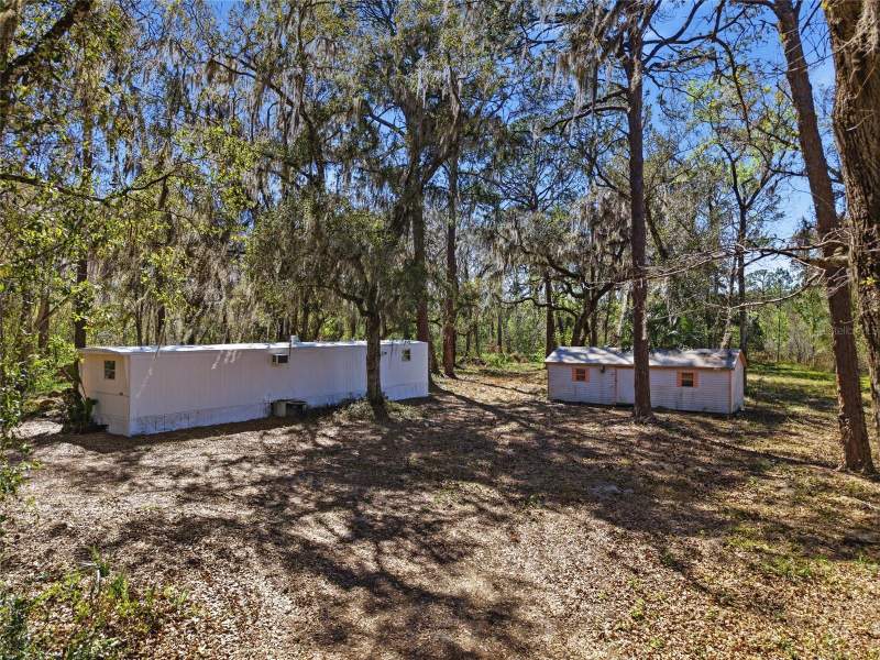 2 bedroom Mobile Home at 13401 Palm Drive, Astatula, Astatula — photo 2