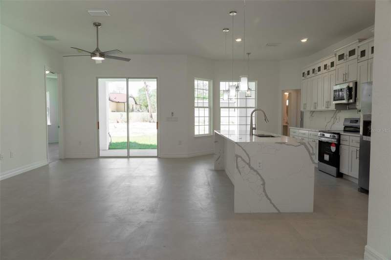 4 bedroom Single Family Residence at 16559 SW 48th Terrace, Marion Oaks Un 07, Ocala — photo 5