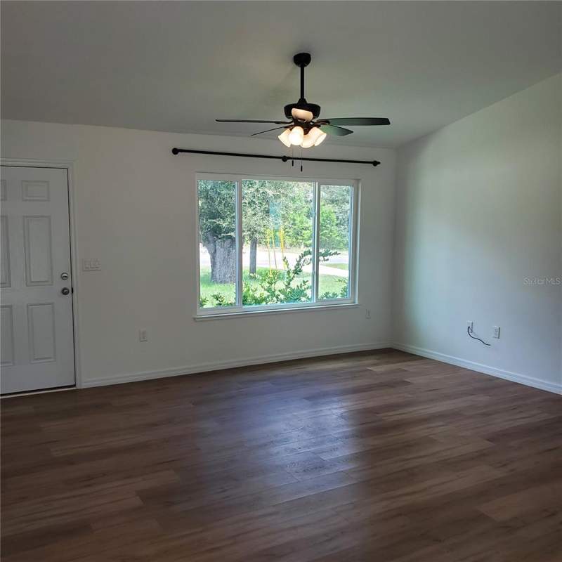 3 bedroom Single Family Residence at 353 Fisher Way, Silver Spgs Shores Un #35, Ocklawaha — photo 3