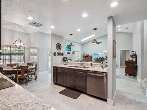 5314 Shadywood Lane, Orlando FL - photo 12 of 44